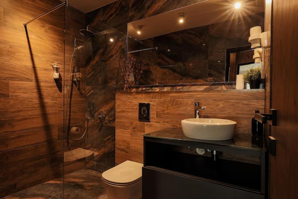 Nest Inn Magic Apartment Cluj-Napoca Extérieur photo